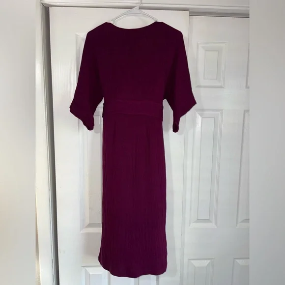 EUC - Closet London Elegant Plum Colored Ribbed Pencil Midi Dress - Picture 5 of 10